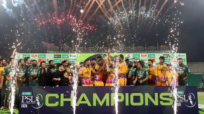 Hardie Leads Rout as Zalmi Skittle Kingsmen for 129 to Win PSL 11